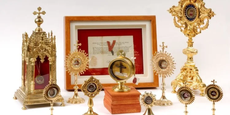 Thánh Tích Trong Giáo Hội – Tính Xác Thực Và Việc Bảo Quản